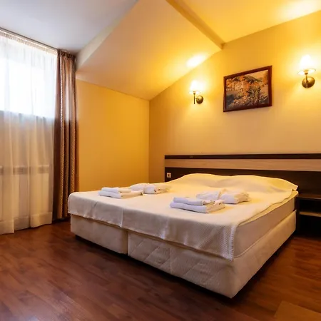 Apartmán Exclusive Two-floor 3-bedrooms On The Floor