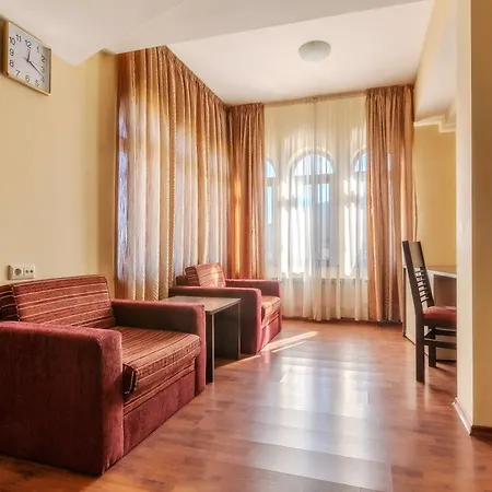 Apartmán Exclusive Two-floor 3-bedrooms On The Floor