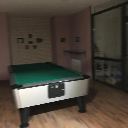 Exclusive Two-floor 3-bedrooms On The Floor Apartmán